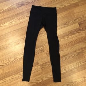 Used black lululemon leggings